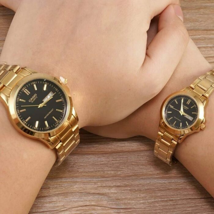 The Shophine 'Eternity' Gold Couple Watch Set | Paired Timepieces for Enduring Connections - Image 2