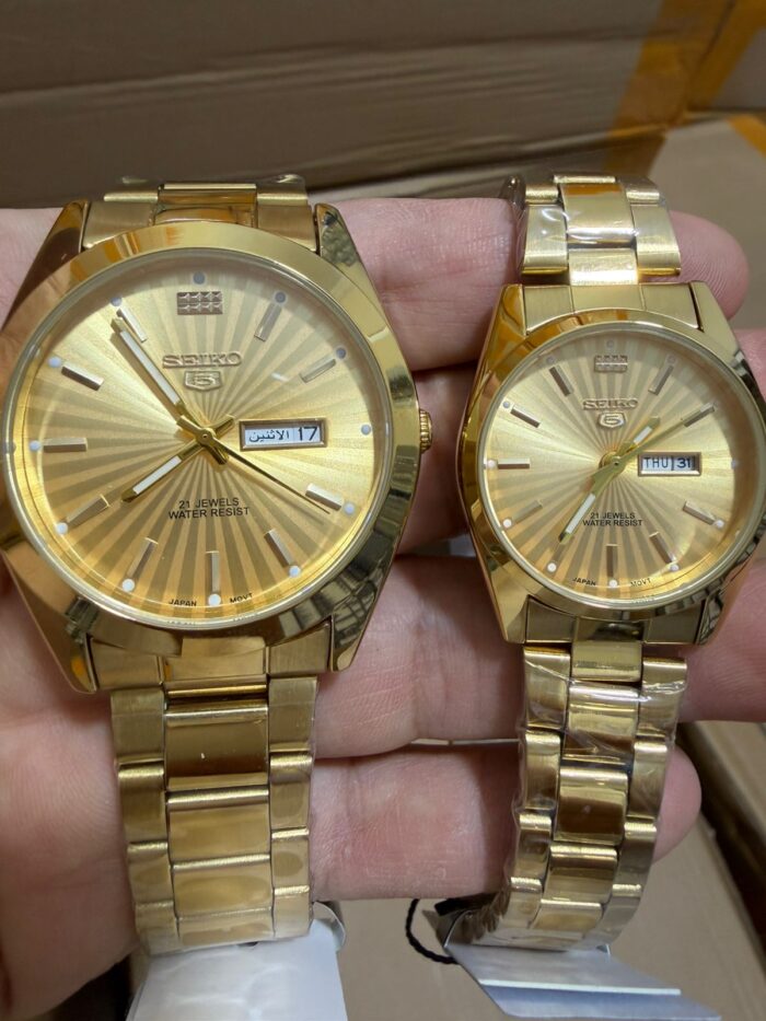 Gold Couple Watch Set with Radiant Sunray Dial - Image 2